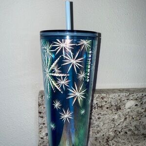 Starbucks 2023 Holiday Iridescent Blue Snowflake 24oz Tumbler